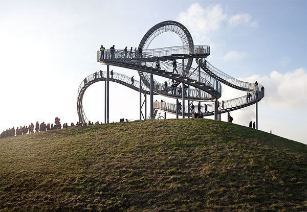 Magic Mountain Walking Roller Coaster magic mountain walking roller coaster 3 Magic Mountain Walking Roller Coaster