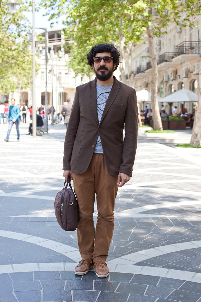 Baku Street Fashion | Spring 2012 photo qeyd az Baku Street Fashion | Spring 2012