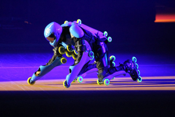 Forget Rollerblades, Its All About Rolling Armor! roller suit 1 Forget Rollerblades, Its All About Rolling Armor!