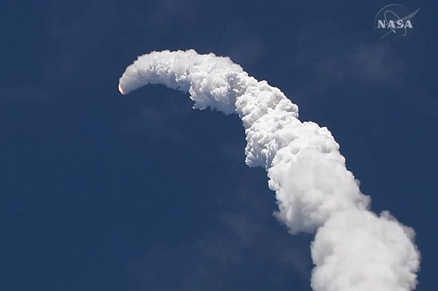 Space Shuttle Launch with natural Sounds space shuttle launch 01 Space Shuttle Launch with natural Sounds