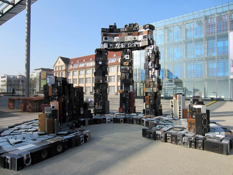 Benoît Maubrey: Electroacoustic Sculptures 001 TEMPLE good 750x562 Benoît Maubrey: Electroacoustic Sculptures