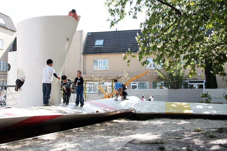 Wikado, a playground built from recycled wind turbine blades Wikado, a playground built from recycled wind turbine blades