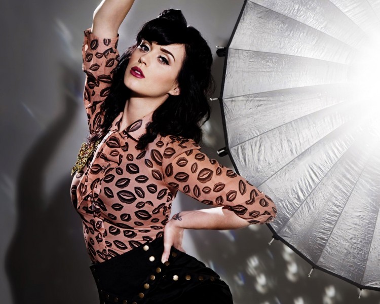 3 HD wallpapers with Katy Perry 12310 750x600 3 HD wallpapers with Katy Perry