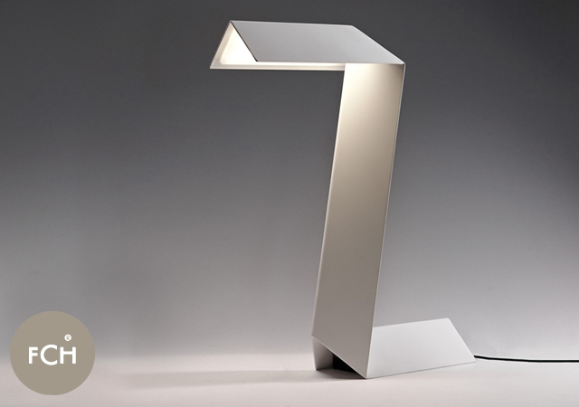 2o10 Zeta lamp by Federico Churba