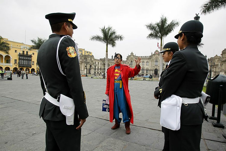 Its not easy being Superman 733 Its not easy being Superman