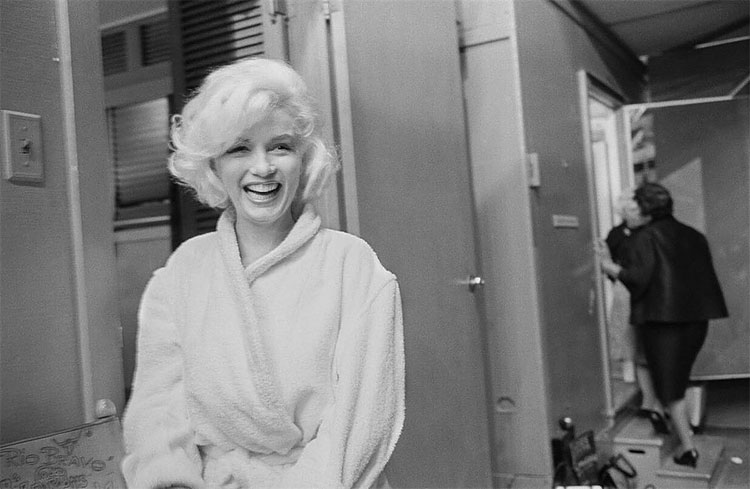 Marilyn Monroe By Photographer Lawrence Schiller 912 Marilyn Monroe By Photographer Lawrence Schiller