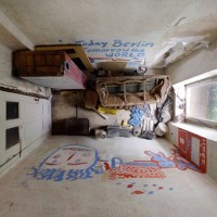 Menno Aden2 200x200 Room Portraits by Menno Aden