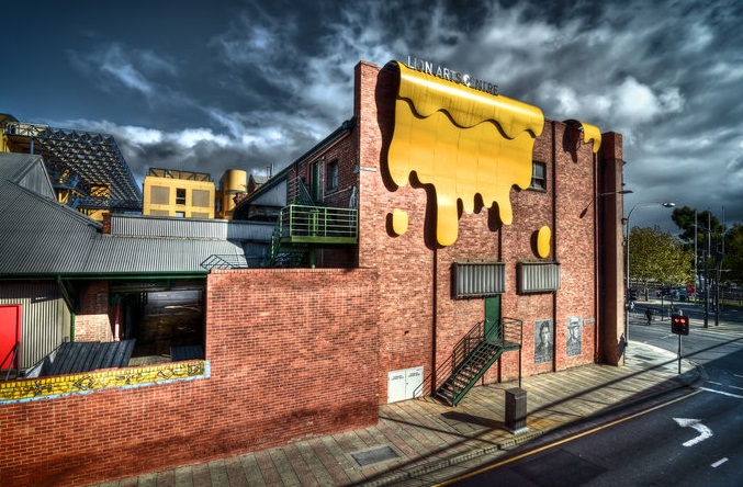 Creative Examples Streetscape Photographs StreetscapePhotographs 5 Creative Examples Streetscape Photographs