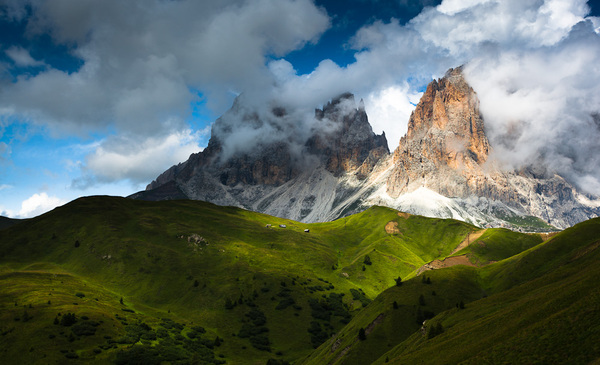 i1b54 Dolomites After Storm