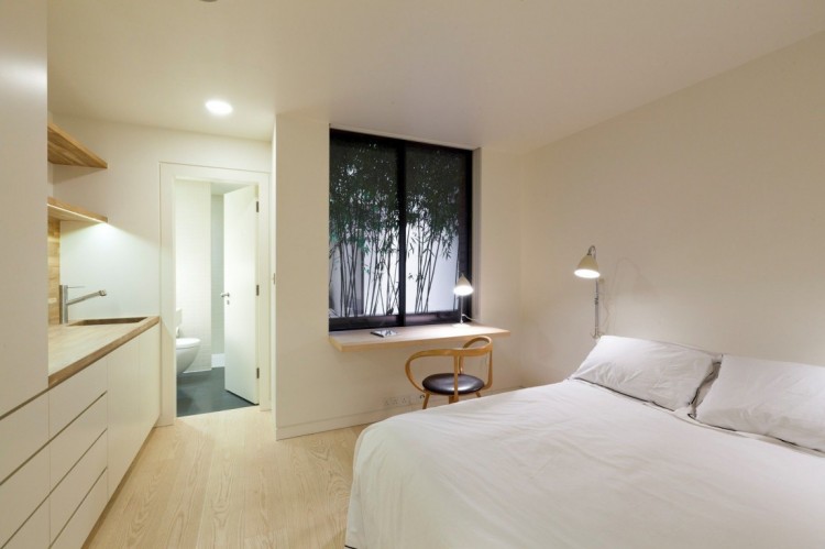 New Build Family House by Seth Stein Architects leibal hillgate stein 13 750x499 New Build Family House by Seth Stein Architects