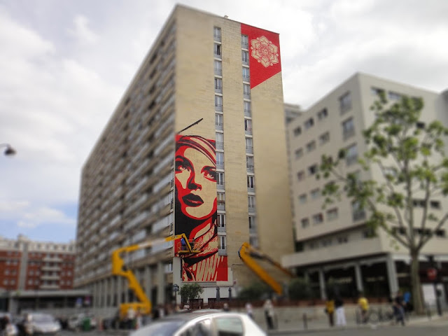 Streetart: Shepard Fairey “Rise Above Rebel” Mural in Paris obey mural paris 03 Streetart: Shepard Fairey “Rise Above Rebel” Mural in Paris