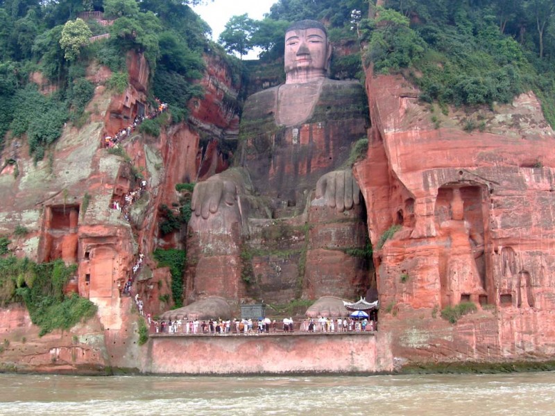 Leshan Giant Buddha 21c28 Buddha 3 800x600 Leshan Giant Buddha