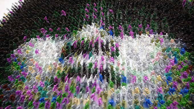 338fe china03 thumb 680x382 188613 Portrait Made With Toy Soldiers by Joe Black
