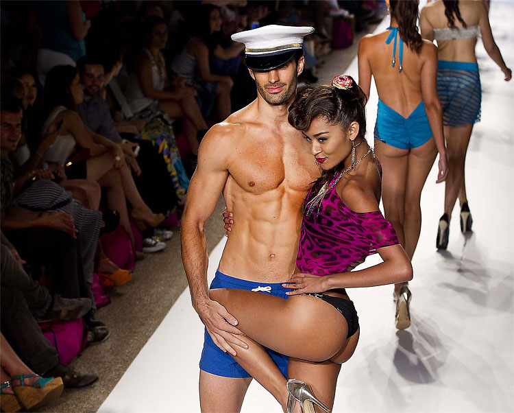385 Mercedes Benz Fashion Week Swim 2013: Miami Beach sizzles