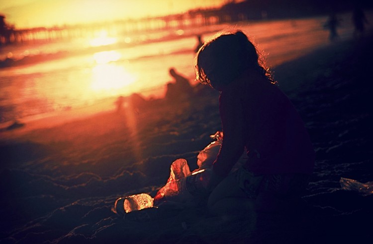 SANTA MONICA BEACH travel through a local lens Los Angeles by Chris Milk for Global Yodel 750x492 SANTA MONICA BEACH travel through a local lens