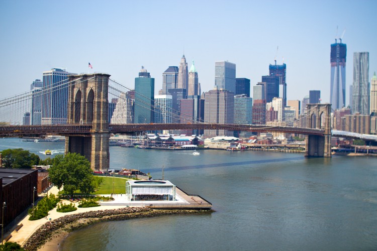 MB 00 750x500 Walking the Manhattan Bridge