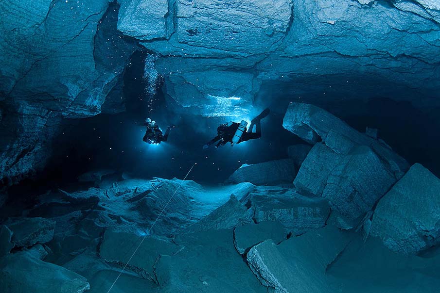Breathtaking Underwater Photos of Orda Cave Underwater 6 Breathtaking Underwater Photos of Orda Cave