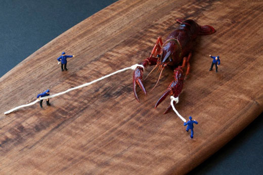 Updated Miniature people by Christopher Boffoli cbm3 Updated Miniature people by Christopher Boffoli