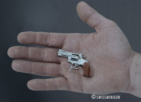 swiss mini gun 02 550x3971 World’s Smallest Revolver