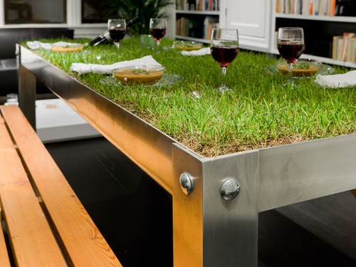 tumblr m70jhhAgMx1rse1ipo1 500 Bring the rural picnic into your urban residence.