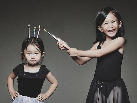 two sisters 14 Creative Photos of Two Sisters