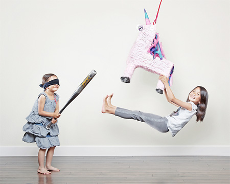 two sisters 15 Creative Photos of Two Sisters