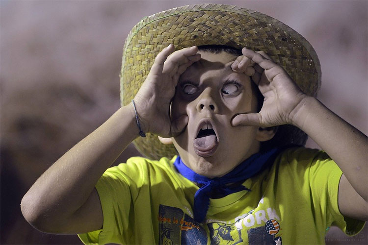 006 Pulling Faces at Spains Ugly Competition