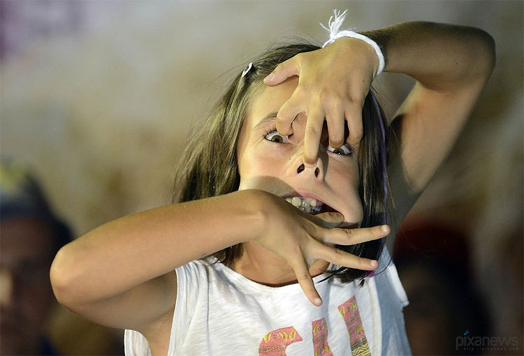 1164 Pulling Faces at Spains Ugly Competition