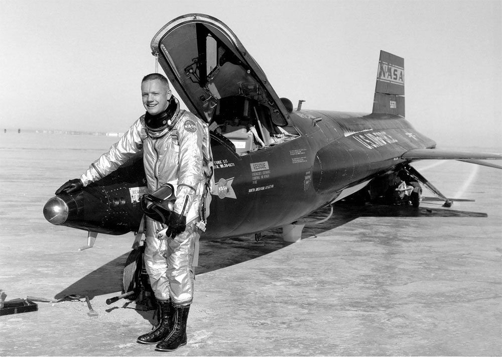 Neil Armstrong: Modest Man Who Made One Giant Leap for Mankind with One Small Step 1167 Neil Armstrong: Modest Man Who Made One Giant Leap for Mankind with One Small Step