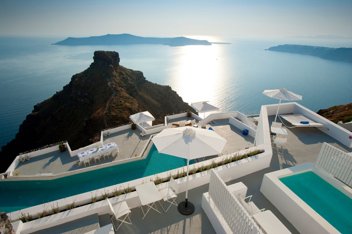 Grace Santorini Hotel by Divercity and mplusm Architects Grace Santorini Hotel by Divercity and mplusm Architects