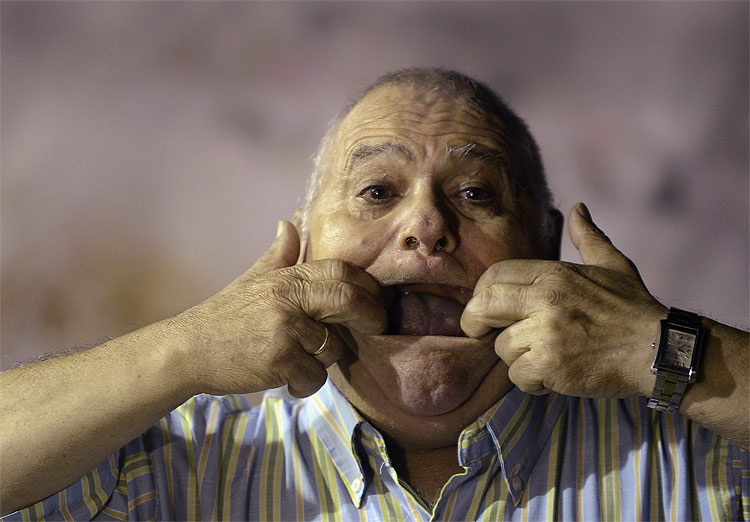 370 Pulling Faces at Spains Ugly Competition