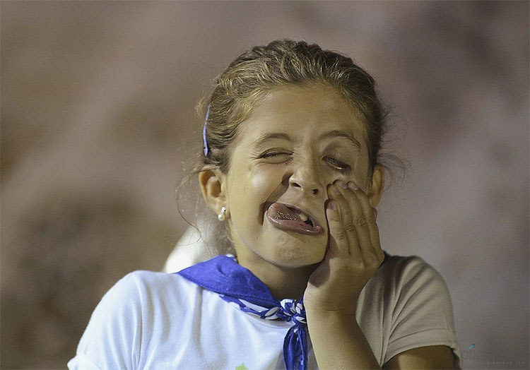 741 Pulling Faces at Spains Ugly Competition
