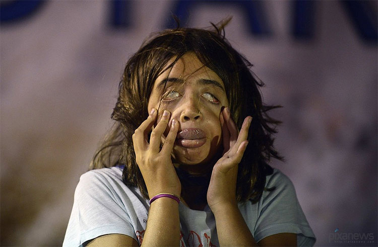 926 Pulling Faces at Spains Ugly Competition