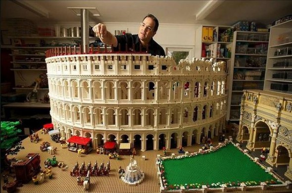 First Lego Colosseum Ever First LEGO Colosseum of the World 1 590x390 First Lego Colosseum Ever
