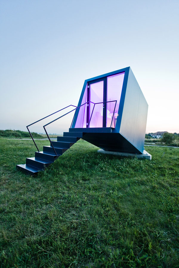Hypercubus 5 Bringing Something New in the Accommodation Industry: Mobile Hotel Room