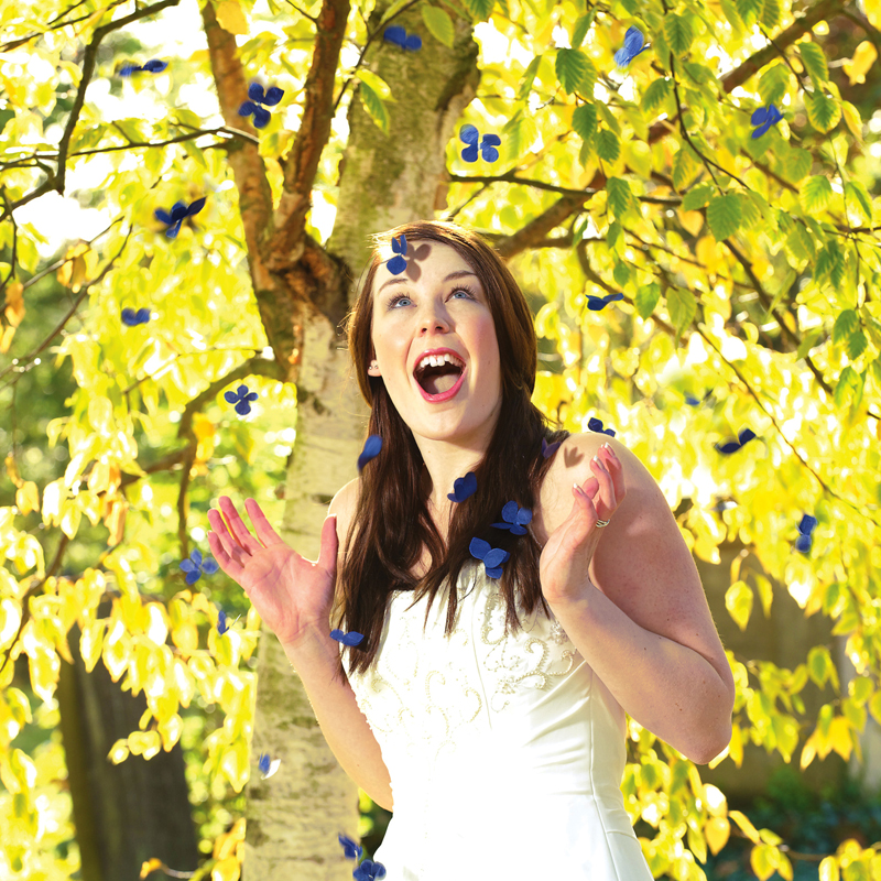 RICE BUTTERFLIES for Your Wedding Rice Butterflies Photo by Jonathan Ryan Bride goes wow Cropped RICE BUTTERFLIES for Your Wedding