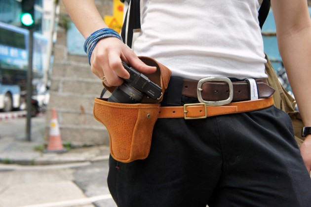 Roberu CameraHolster 1 630x419 The Camera Holster