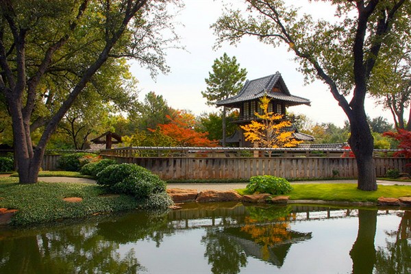 autumn at the japanese garden Relaxing your mind: 30+ Awe Inspiring Photos of Japanese Garden