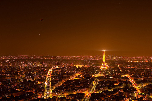 40 Intriguing Examples of City Light Photography city lights 2 40 Intriguing Examples of City Light Photography