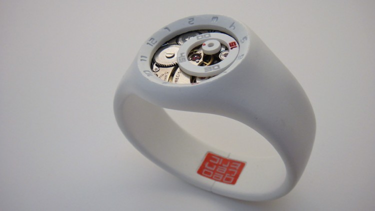 geocentric1 750x422 Geocentric, a watch that displays its mechanics with concentric circles