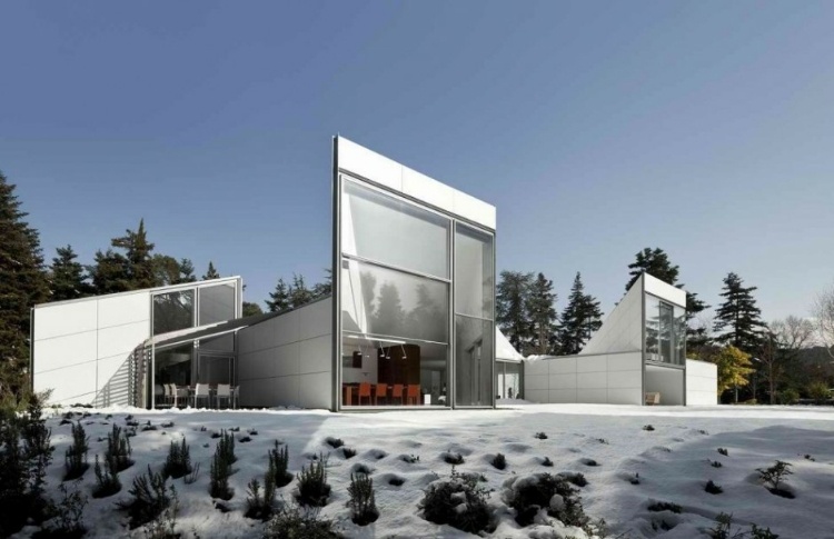home 64 The AA House by OAB