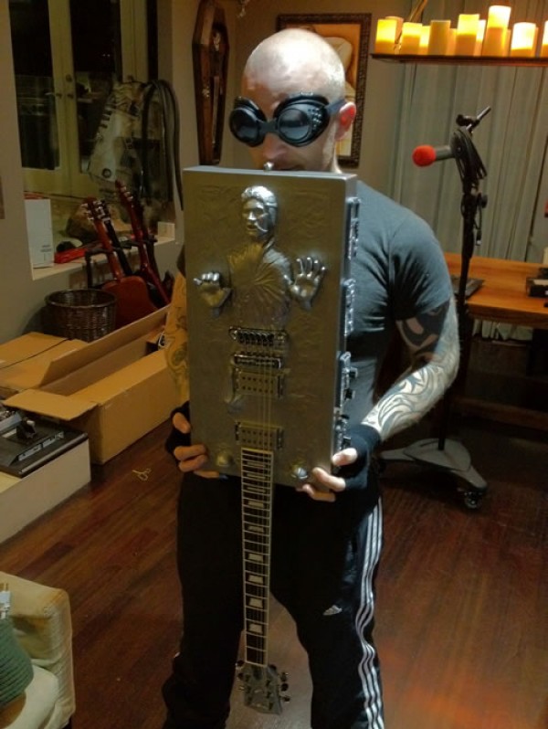 Han Solo frozen in Carbonite Guitar Han Solo frozen in Carbonite Guitar