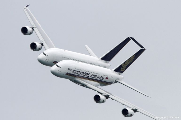 30 Strangest Planes Pictures From Around The World singapore airlines 30 Strangest Planes Pictures From Around The World