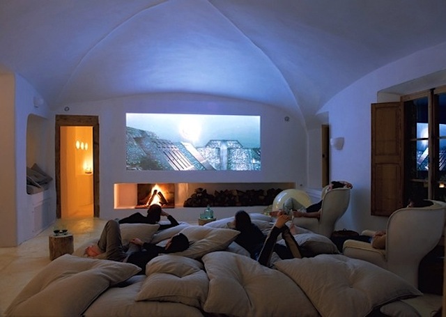unique home theatre designs 02 Fitfteen Inspiring Home Theatre Designs