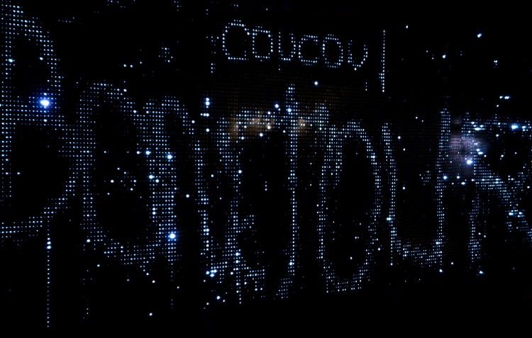 water light graffiti 1 750x477 GRAFFITI MADE WITH LIGHT