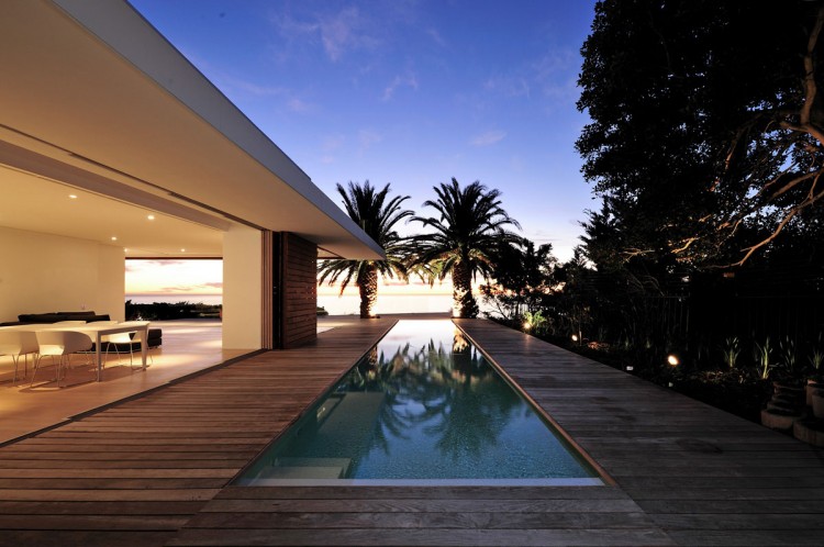 House in Camps Bay by Luis Mira Architect 1140 House in Camps Bay by Luis Mira Architect