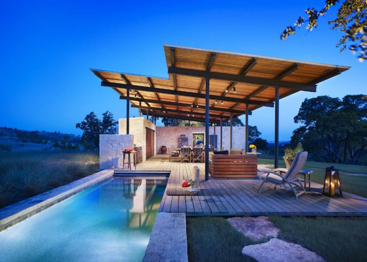 Story Pool House by Lake|Flato Architects 1207 750x536 Story Pool House by Lake|Flato Architects