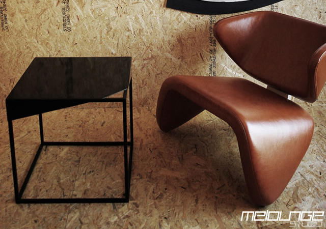 1o25 Crust table by Melounge Studio