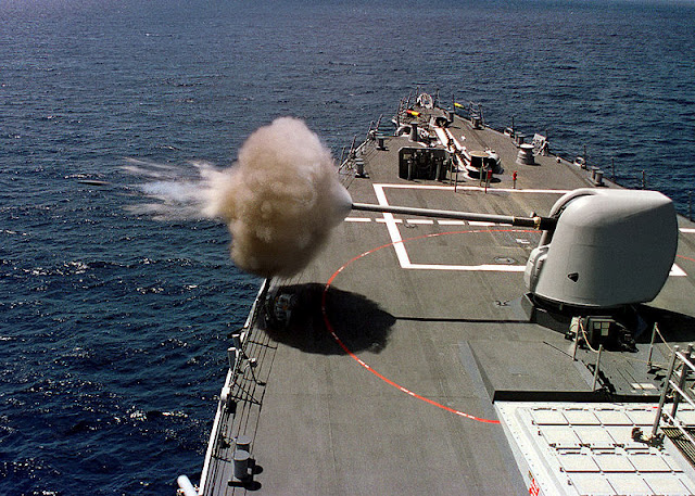 800px 5 54 Mark 45 firing edit Ship Pictures