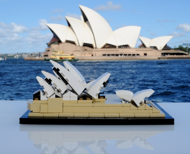  LEGO Architecture Introduces Sydney Opera House Collectors Set